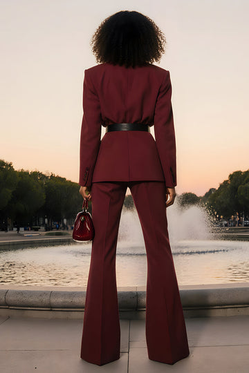 Bourgogne Cranched Lapel 2 Piece Femmes Costumes avec Ceinture